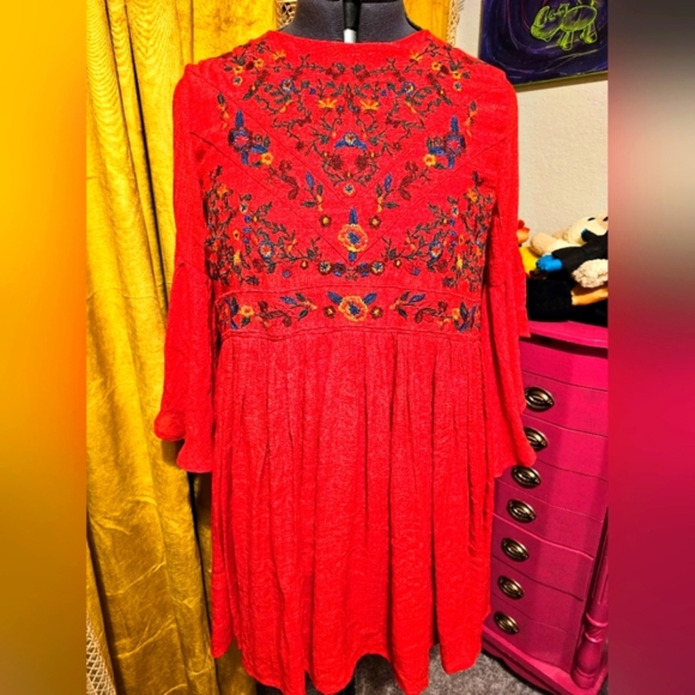 UMG USA Poppy Red 3/4 Sleeve mini dress